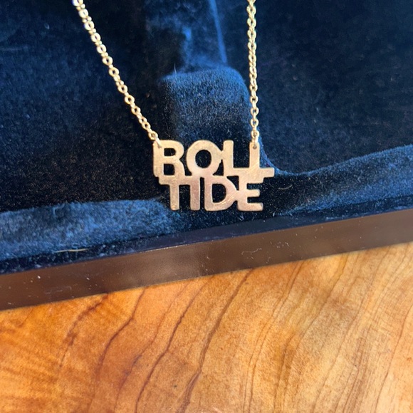 ROLL TIDE❤️ Gold played necklace, worn once.❤️ - Picture 3 of 6